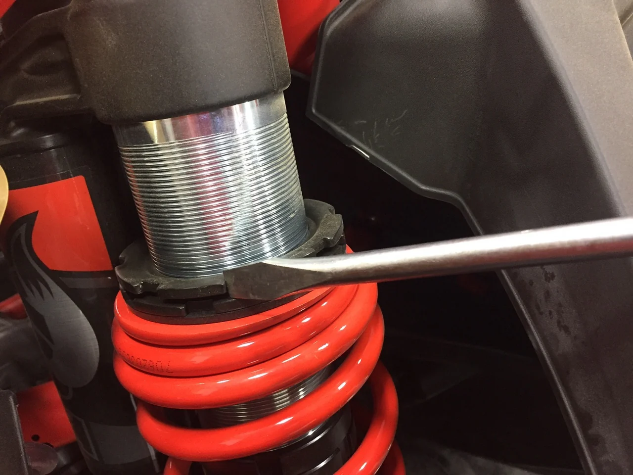 Billet Preload Collar for FOX Shocks - Image 3