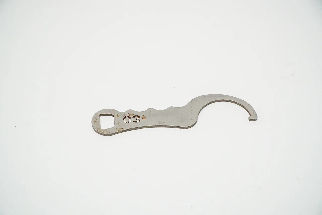 Cross Over and Pre-Load Spanner Wrench - Image 13